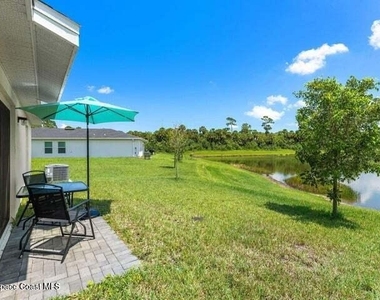 661 Papillon Street Sw - Photo Thumbnail 14