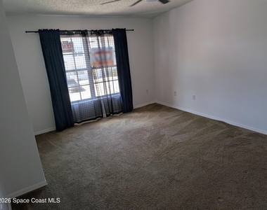290 Marion Place - Photo Thumbnail 18
