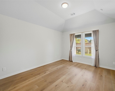29821 Ellwood Lane - Photo Thumbnail 17