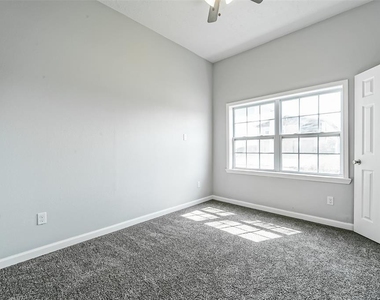 2119 67th St Street - Photo Thumbnail 14