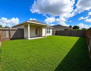 1518 Perennial Lane - Photo Thumbnail 14