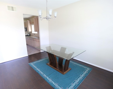 3327 Summerwood Lane - Photo Thumbnail 3