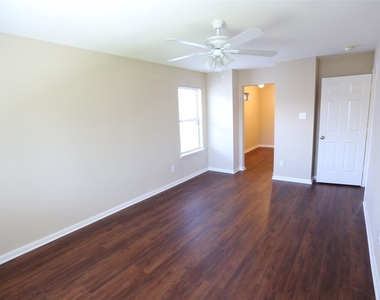 3327 Summerwood Lane - Photo Thumbnail 28