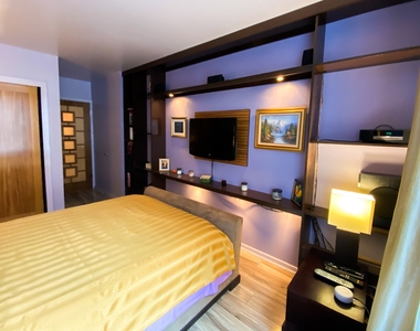 145 East 48th Street - Photo Thumbnail 7