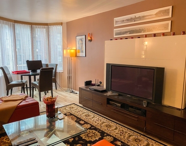 145 East 48th Street - Photo Thumbnail 4