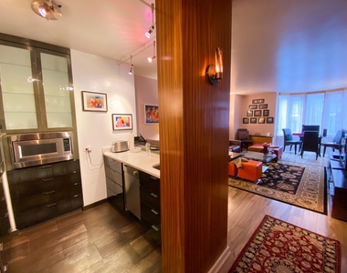 145 East 48th Street - Photo Thumbnail 6