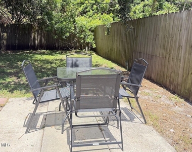 2847 Colbert Circle - Photo Thumbnail 14