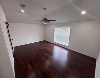 17002 Judyleigh Drive - Photo Thumbnail 11