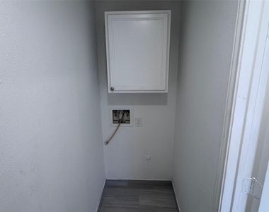 17002 Judyleigh Drive - Photo Thumbnail 31