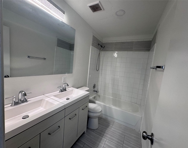 17002 Judyleigh Drive - Photo Thumbnail 26