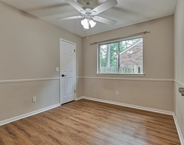30 Cottage Grove Place - Photo Thumbnail 31