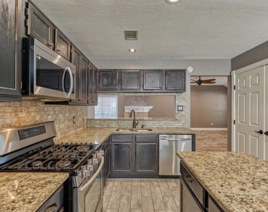 30 Cottage Grove Place - Photo Thumbnail 20