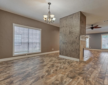 30 Cottage Grove Place - Photo Thumbnail 23