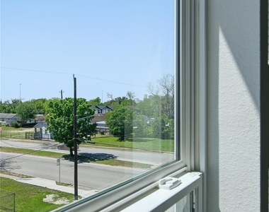 5507 Hershe Street - Photo Thumbnail 44