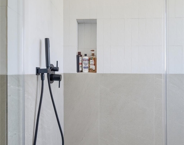 5507 Hershe Street - Photo Thumbnail 40