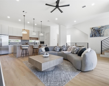 5507 Hershe Street - Photo Thumbnail 2