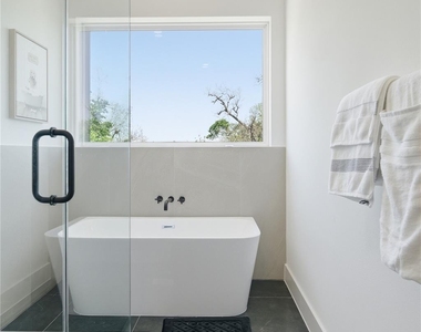 5507 Hershe Street - Photo Thumbnail 39
