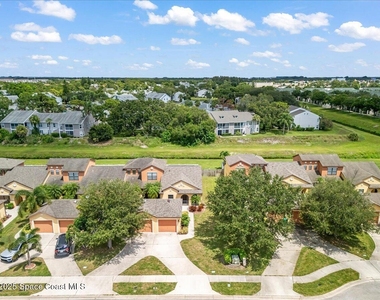 890 Luminary Circle - Photo Thumbnail 20