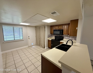 1515 Huntington Lane - Photo Thumbnail 3