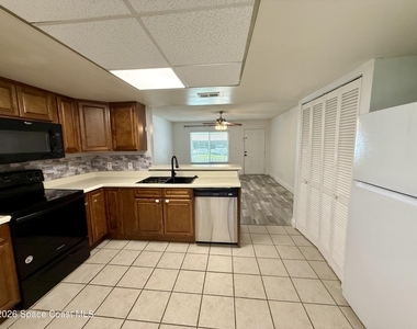 1515 Huntington Lane - Photo Thumbnail 1