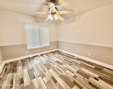 1515 Huntington Lane - Photo Thumbnail 6