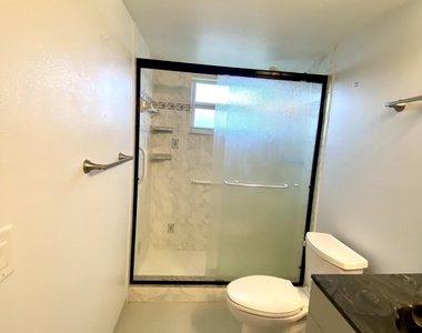 420 Dove Lane - Photo Thumbnail 10