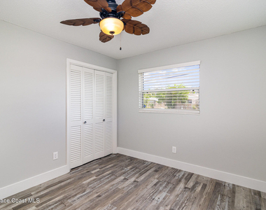 205 Trinidad Drive - Photo Thumbnail 10
