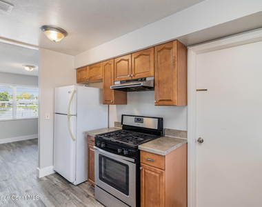 205 Trinidad Drive - Photo Thumbnail 3