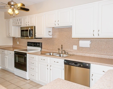 787 Davis Road - Photo Thumbnail 19
