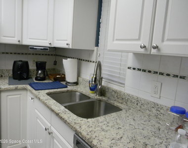 981 Sonesta Avenue Ne - Photo Thumbnail 9