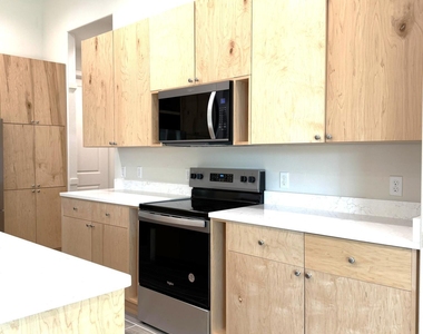 2791 Edington Drive - Photo Thumbnail 12