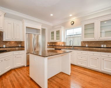 7626 E Jordan Cove - Photo Thumbnail 4