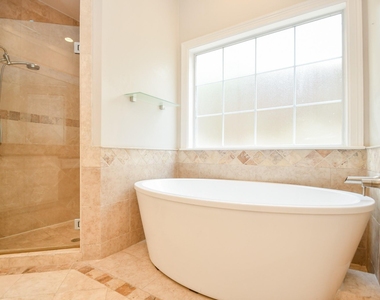 7626 E Jordan Cove - Photo Thumbnail 9