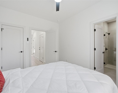 5505 Hershe Street - Photo Thumbnail 15