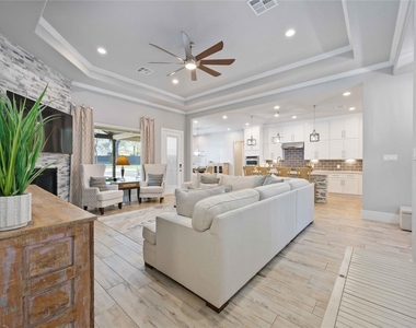 33510 Walnut Xing - Photo Thumbnail 9