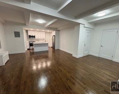 West 68 Street - Photo Thumbnail 1