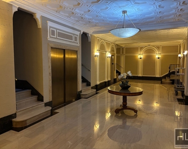 West 68 Street - Photo Thumbnail 6