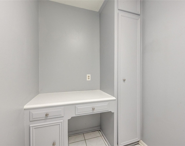 1718 Anvil Drive - Photo Thumbnail 13