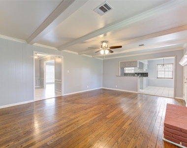 1718 Anvil Drive - Photo Thumbnail 6