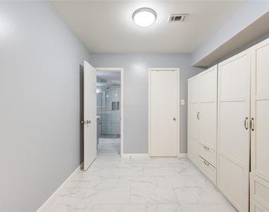 1718 Anvil Drive - Photo Thumbnail 8