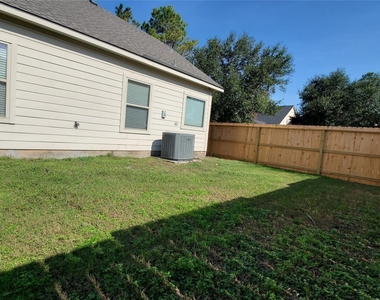 2814 Silver Point Lane - Photo Thumbnail 21