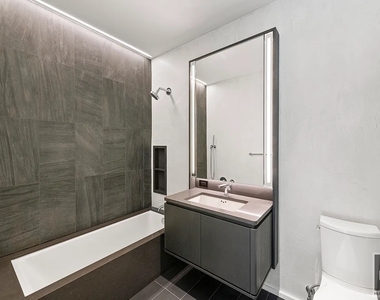 77 Charlton Street - Photo Thumbnail 6