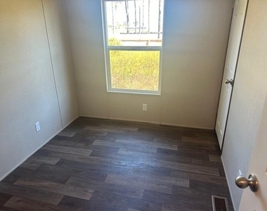 604 Cr 5253 - Photo Thumbnail 6