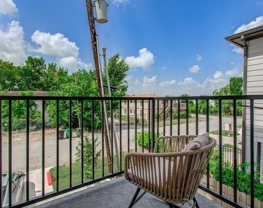 3311 Daphne Street - Photo Thumbnail 22