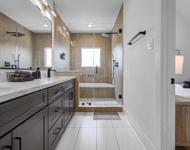 3311 Daphne Street - Photo Thumbnail 14