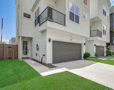 3311 Daphne Street - Photo Thumbnail 1