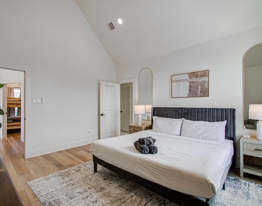 3311 Daphne Street - Photo Thumbnail 13