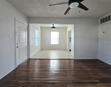 5309 Avenue O Street - Photo Thumbnail 1