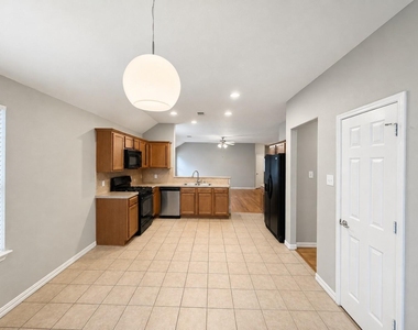 2119 Hawthorne Brook - Photo Thumbnail 3