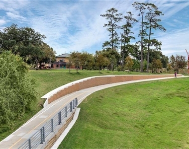 5813 Darling Street - Photo Thumbnail 21